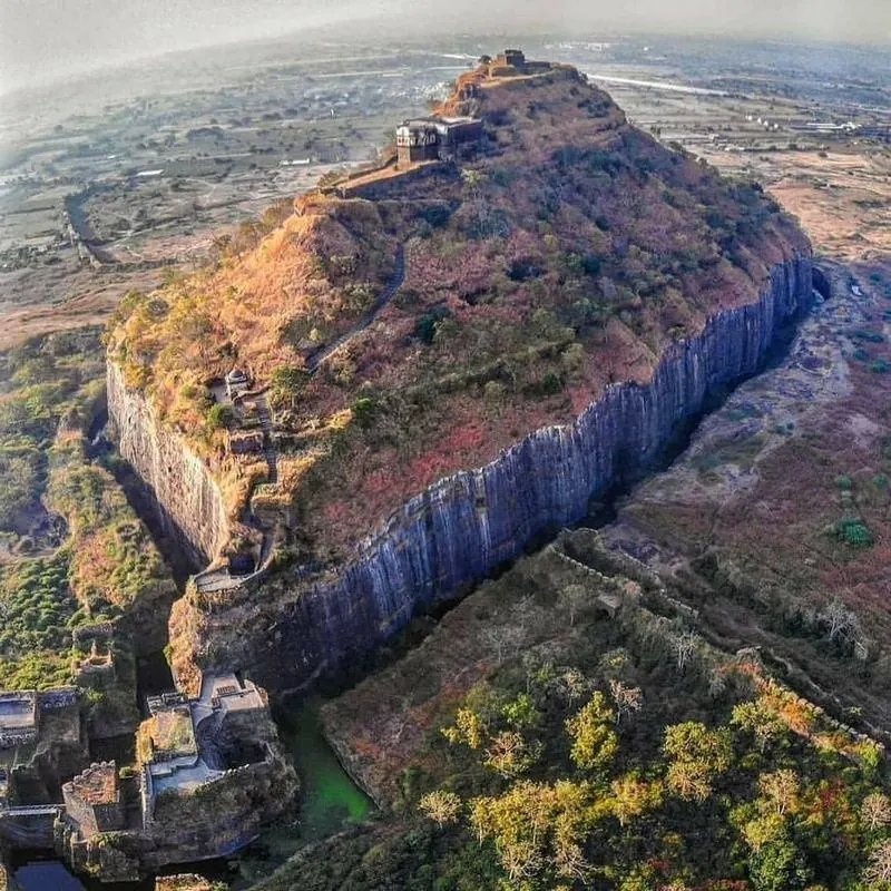 Daulatabad Fort – tour by Solapur Car Rental Service, Shourya Tours & Travels