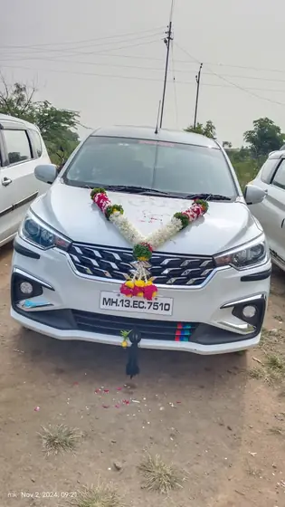 Ertiga garland new taxi Solapur | Solapur Car Rental Service Ertiga garland new taxi Solapur – Shourya Tours & Travels